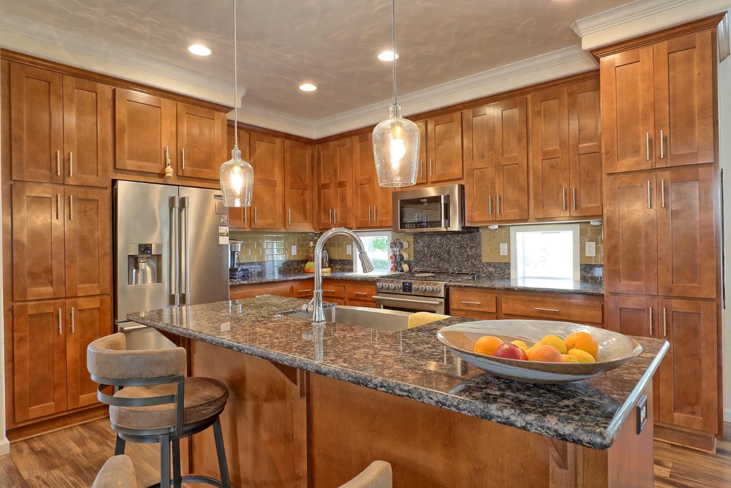 Detail Gallery Image 32 of 37 For 278 Summer Cir #278,  Morgan Hill,  CA 95037 - 3 Beds | 2 Baths