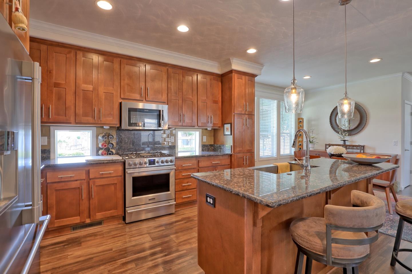 Detail Gallery Image 33 of 37 For 278 Summer Cir #278,  Morgan Hill,  CA 95037 - 3 Beds | 2 Baths