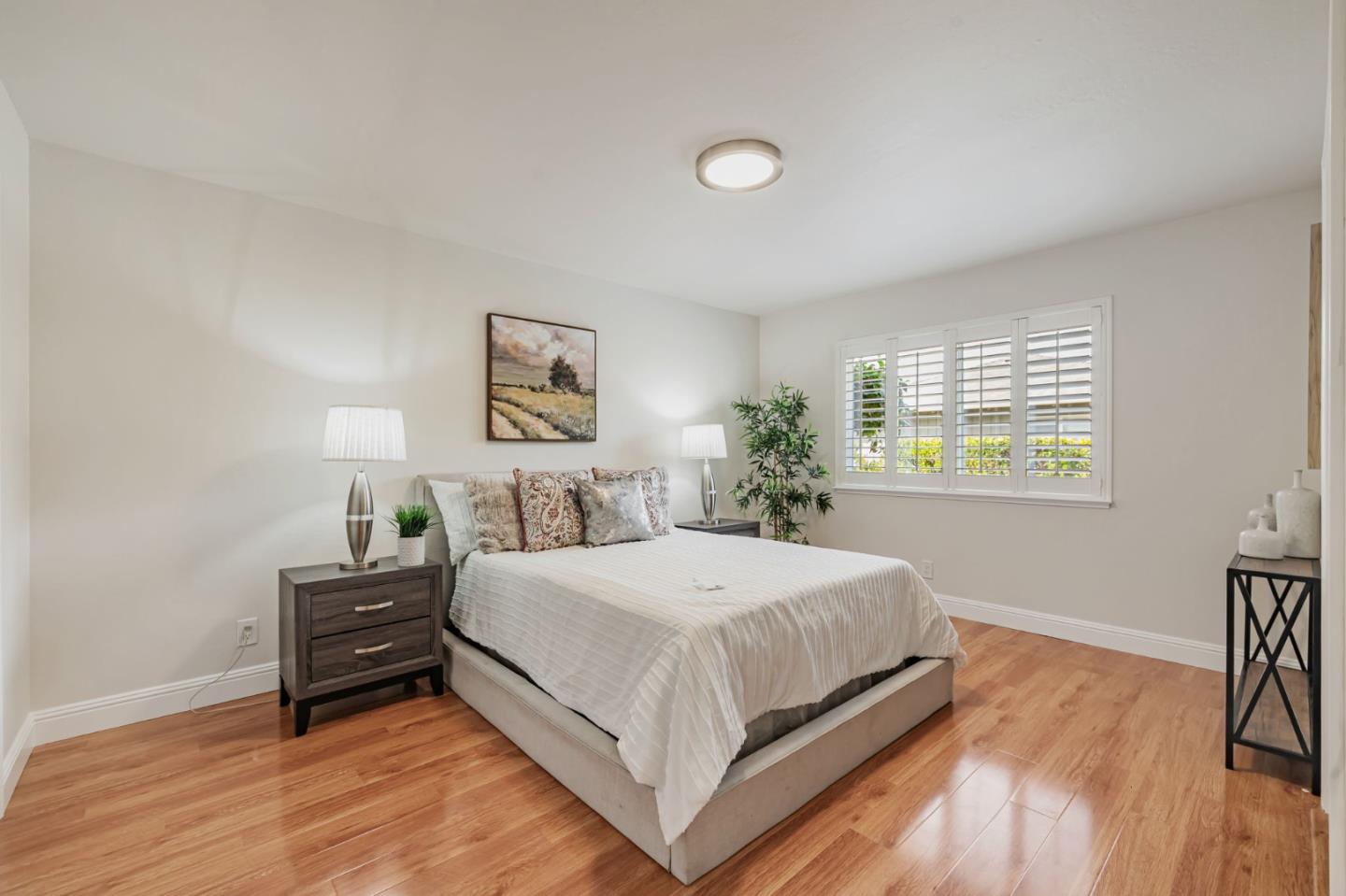 Detail Gallery Image 19 of 50 For 1329 Essex Way, San Jose,  CA 95117 - – Beds | – Baths