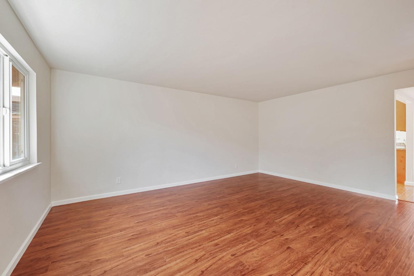 Detail Gallery Image 29 of 50 For 1329 Essex Way, San Jose,  CA 95117 - – Beds | – Baths