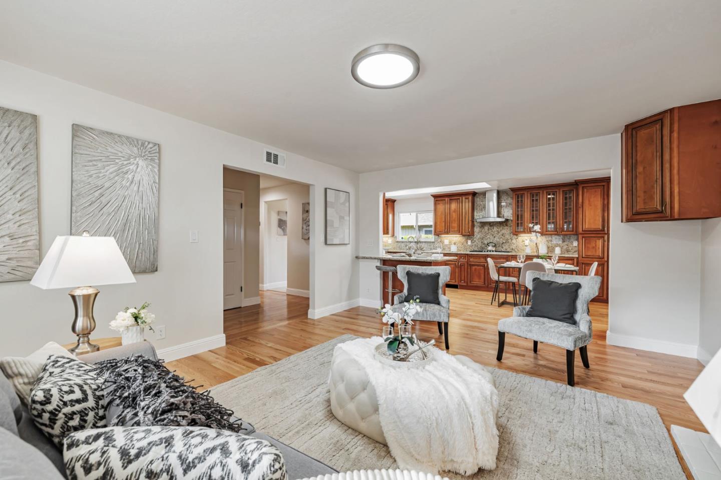 Detail Gallery Image 3 of 50 For 1329 Essex Way, San Jose,  CA 95117 - – Beds | – Baths