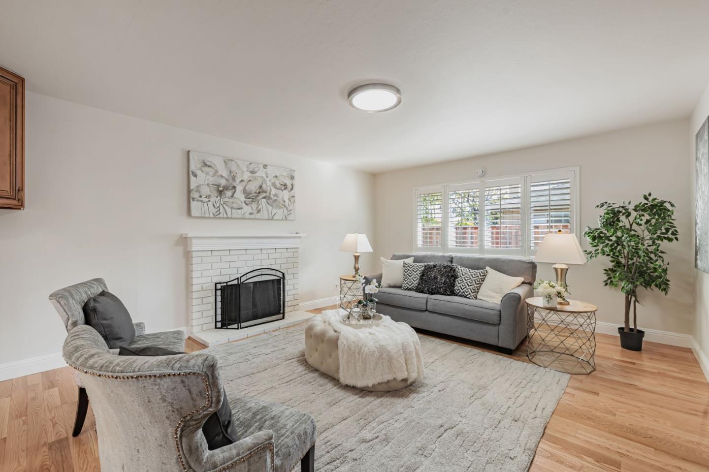 Detail Gallery Image 5 of 50 For 1329 Essex Way, San Jose,  CA 95117 - – Beds | – Baths