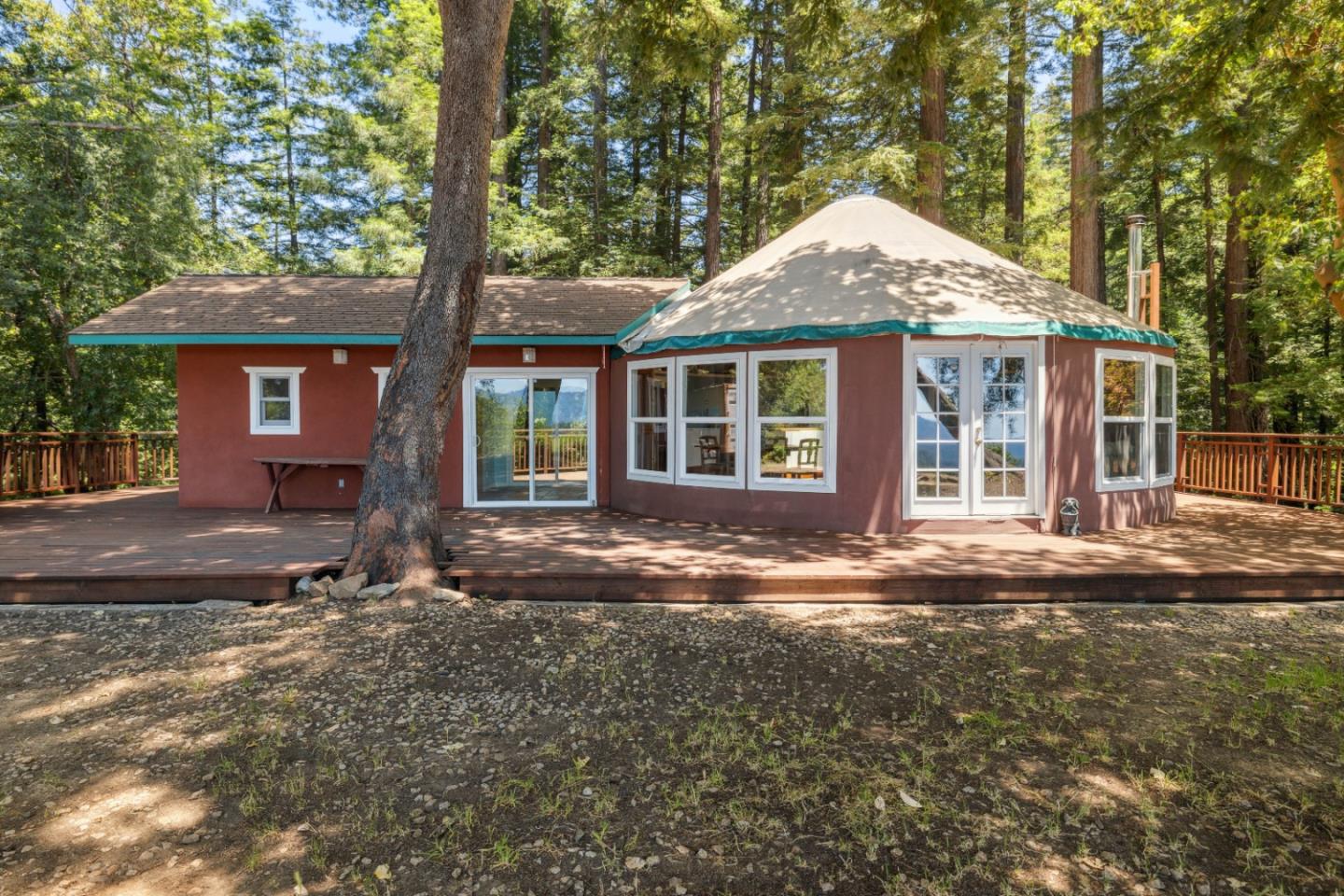Detail Gallery Image 4 of 40 For 1 Wedwood Widge Way, Boulder Creek,  CA 95006 - 1 Beds | 1 Baths