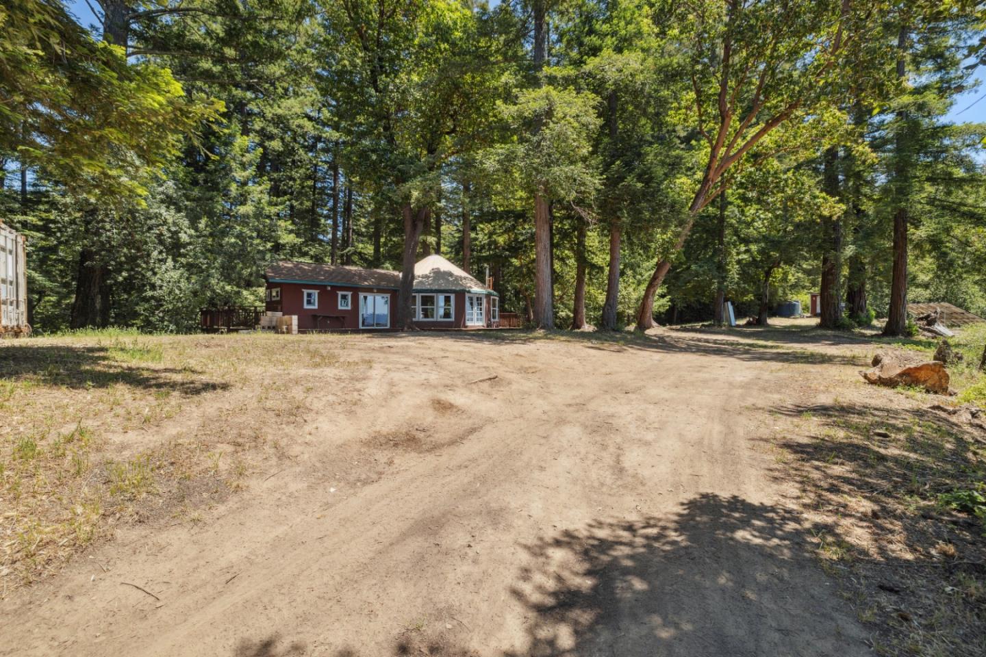 Detail Gallery Image 9 of 40 For 1 Wedwood Widge Way, Boulder Creek,  CA 95006 - 1 Beds | 1 Baths