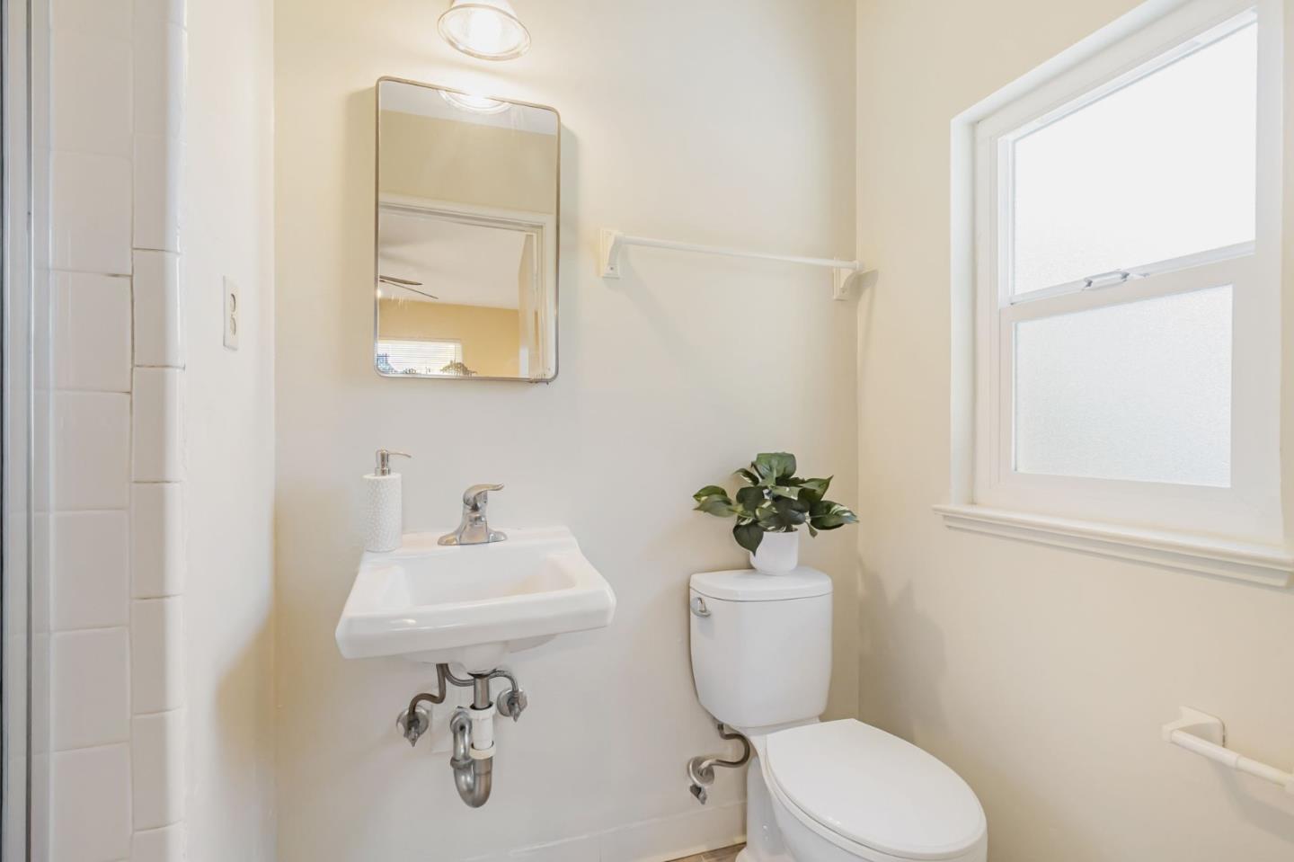 Detail Gallery Image 27 of 38 For 3473 Bonita Ct, Santa Clara,  CA 95051 - 3 Beds | 2 Baths