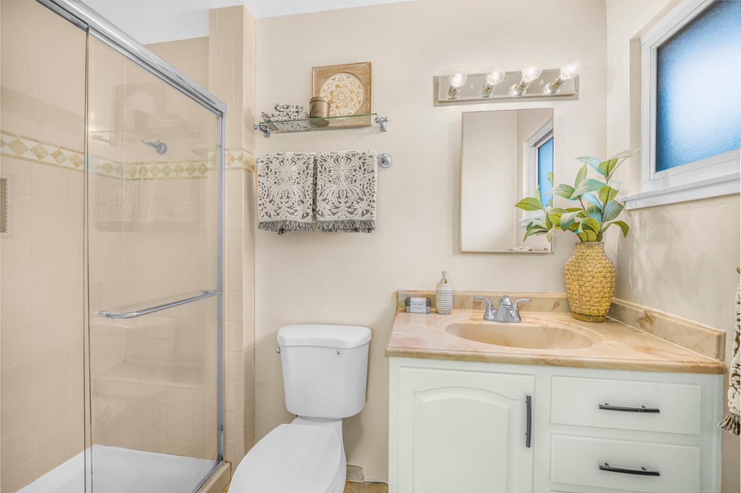 Detail Gallery Image 15 of 25 For 1309 Carlsen Way, San Jose,  CA 95118 - 3 Beds | 2 Baths