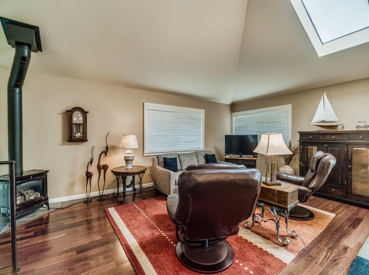 Detail Gallery Image 7 of 35 For 3006 Arlington Dr, Aptos,  CA 95003 - 2 Beds | 2 Baths