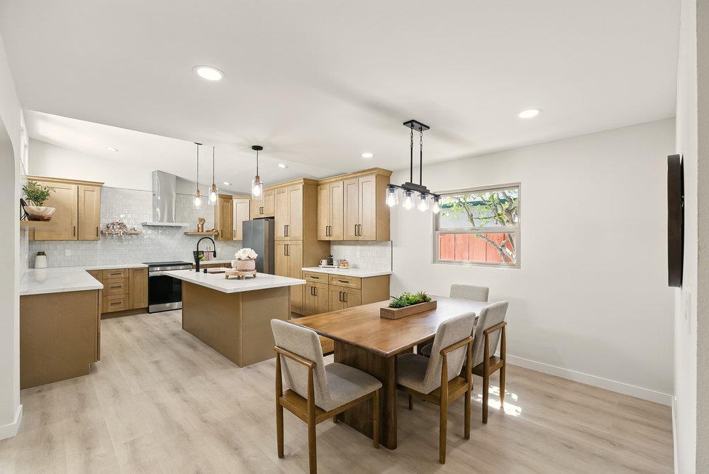 Detail Gallery Image 12 of 45 For 1180 Peterson Dr, Gilroy,  CA 95020 - 3 Beds | 2 Baths