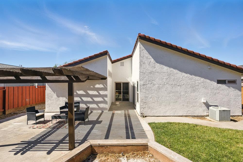 Detail Gallery Image 39 of 45 For 1180 Peterson Dr, Gilroy,  CA 95020 - 3 Beds | 2 Baths