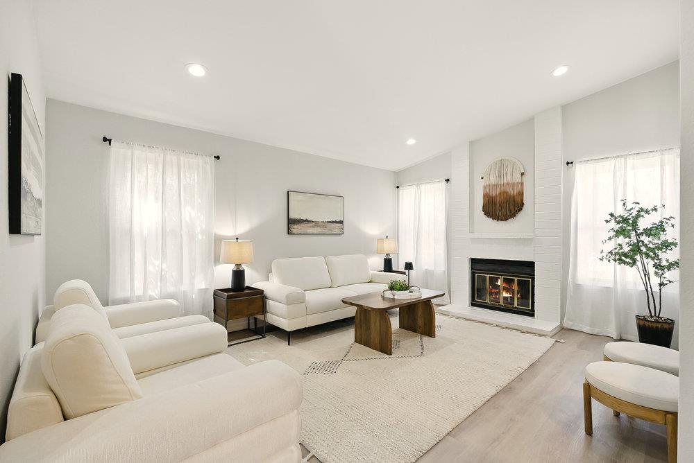 Detail Gallery Image 7 of 45 For 1180 Peterson Dr, Gilroy,  CA 95020 - 3 Beds | 2 Baths