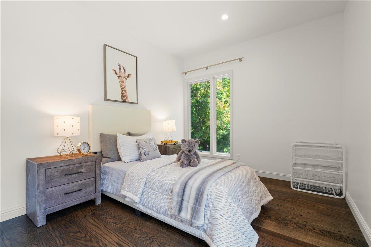 Detail Gallery Image 29 of 40 For 12911 Atherton Ct, Los Altos Hills,  CA 94022 - 5 Beds | 3/1 Baths