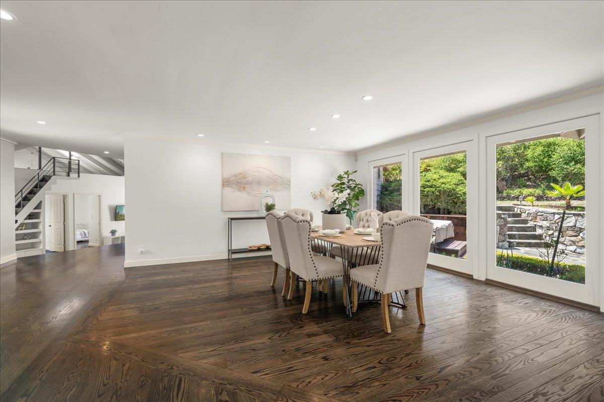 Detail Gallery Image 6 of 40 For 12911 Atherton Ct, Los Altos Hills,  CA 94022 - 5 Beds | 3/1 Baths