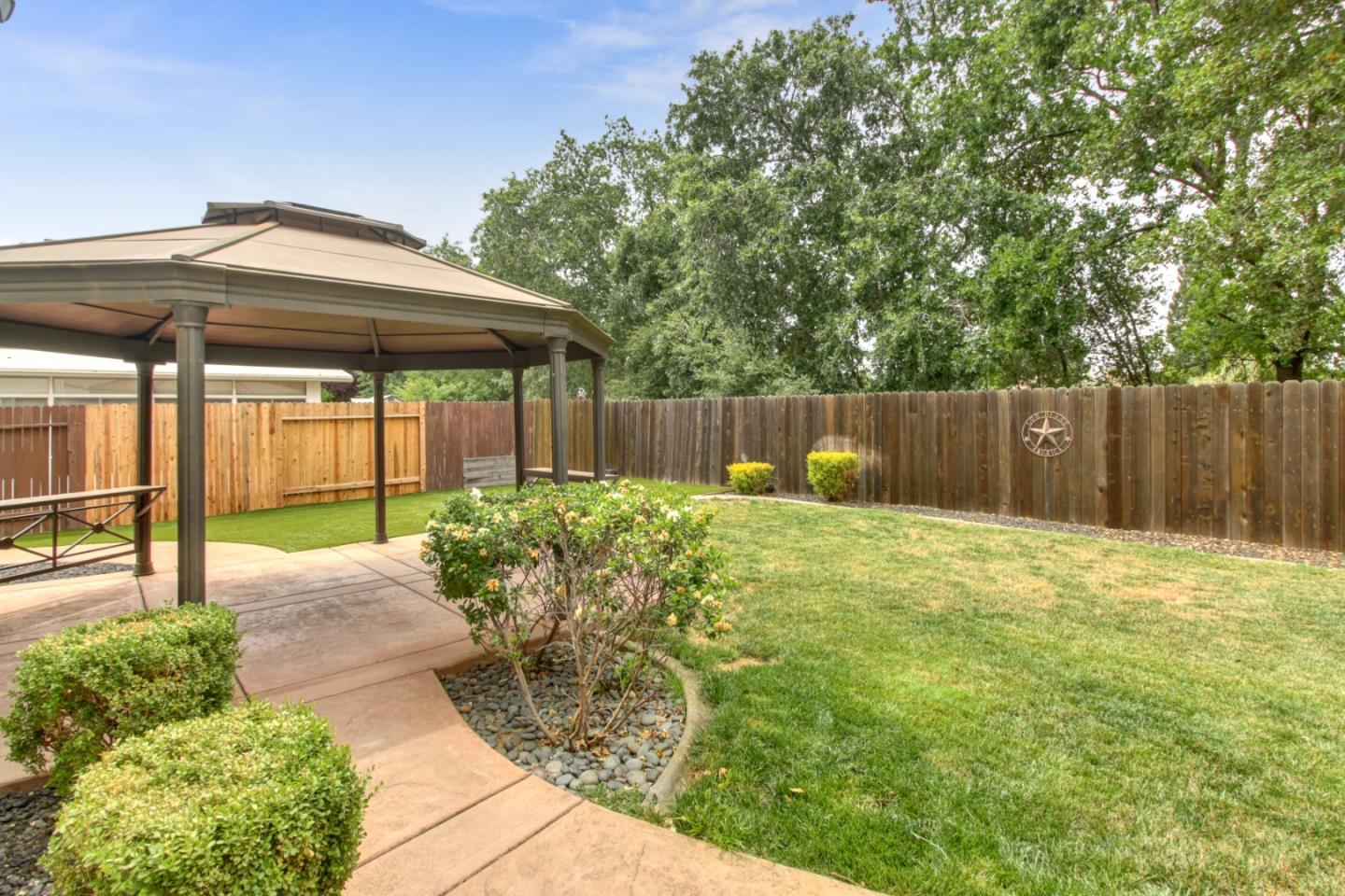 Detail Gallery Image 27 of 32 For 2817 Club Dr, Rocklin,  CA 95765 - 5 Beds | 3 Baths