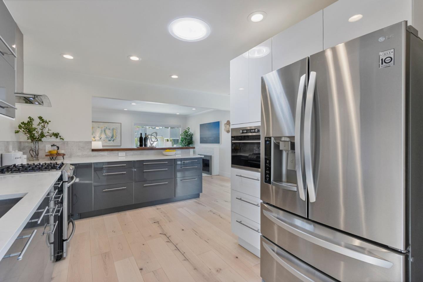 Detail Gallery Image 13 of 78 For 327 a St, Redwood City,  CA 94063 - 3 Beds | 2 Baths
