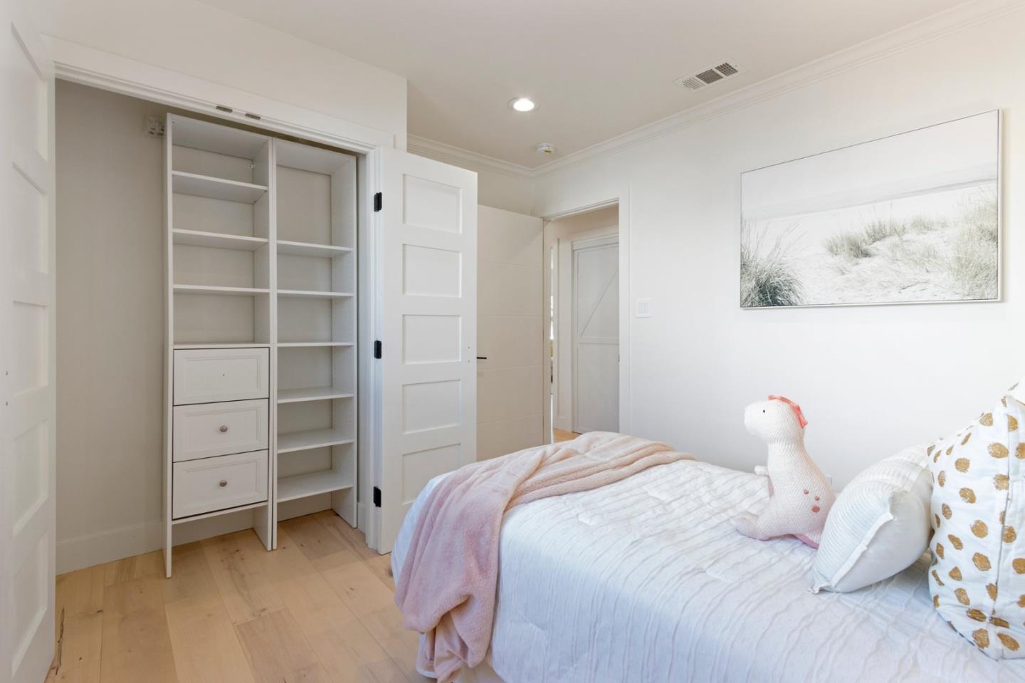 Detail Gallery Image 26 of 78 For 327 a St, Redwood City,  CA 94063 - 3 Beds | 2 Baths