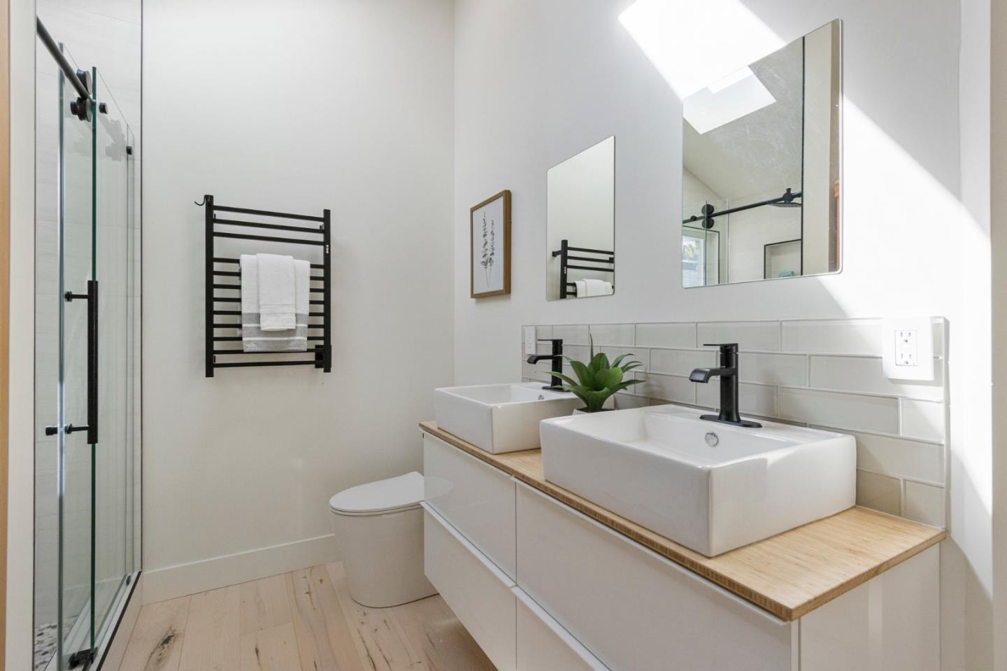 Detail Gallery Image 37 of 78 For 327 a St, Redwood City,  CA 94063 - 3 Beds | 2 Baths
