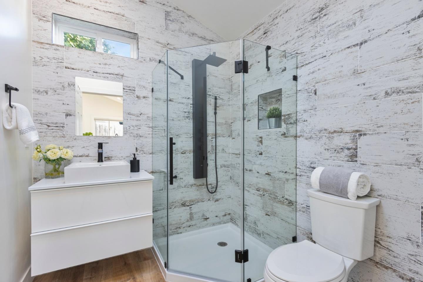 Detail Gallery Image 55 of 78 For 327 a St, Redwood City,  CA 94063 - 3 Beds | 2 Baths
