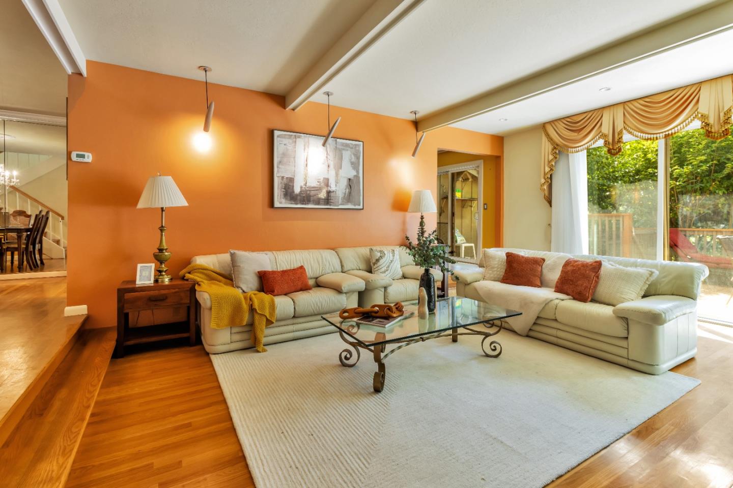 Detail Gallery Image 6 of 26 For 574 Sand Hill Cir, Menlo Park,  CA 94025 - 3 Beds | 2/1 Baths