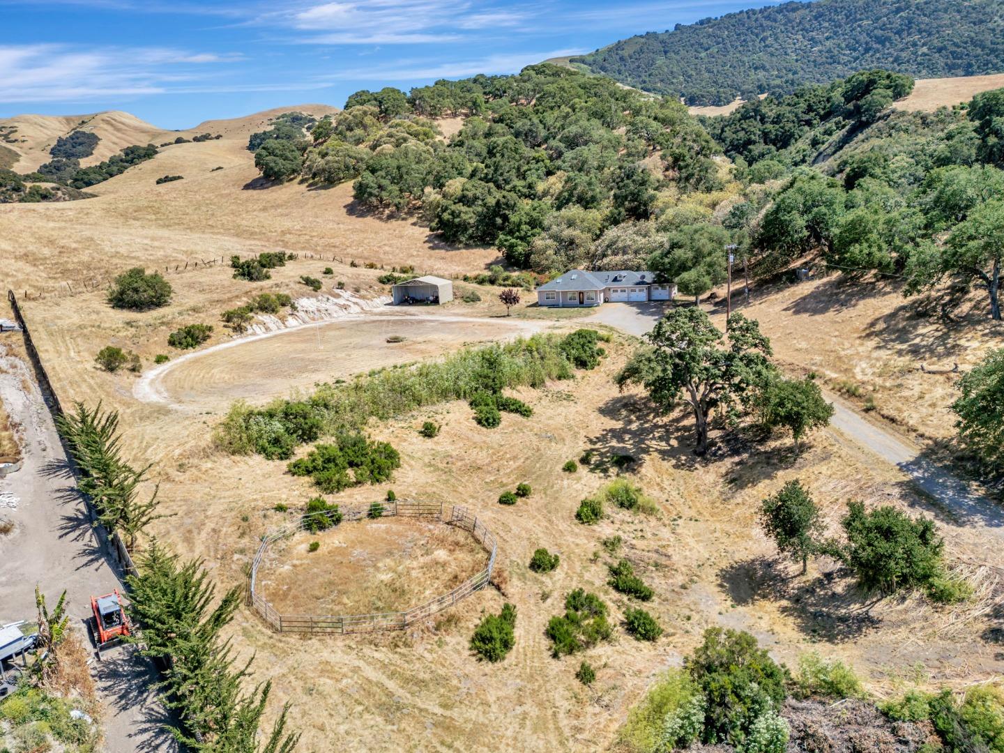 Detail Gallery Image 134 of 150 For 28837 Underwood Rd, Corral De Tierra,  CA 93908 - 7 Beds | 4 Baths