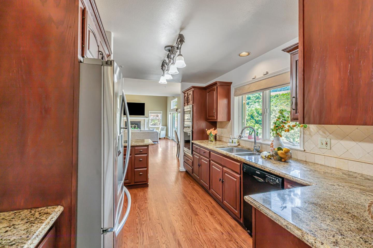 Detail Gallery Image 18 of 150 For 28837 Underwood Rd, Corral De Tierra,  CA 93908 - 7 Beds | 4 Baths