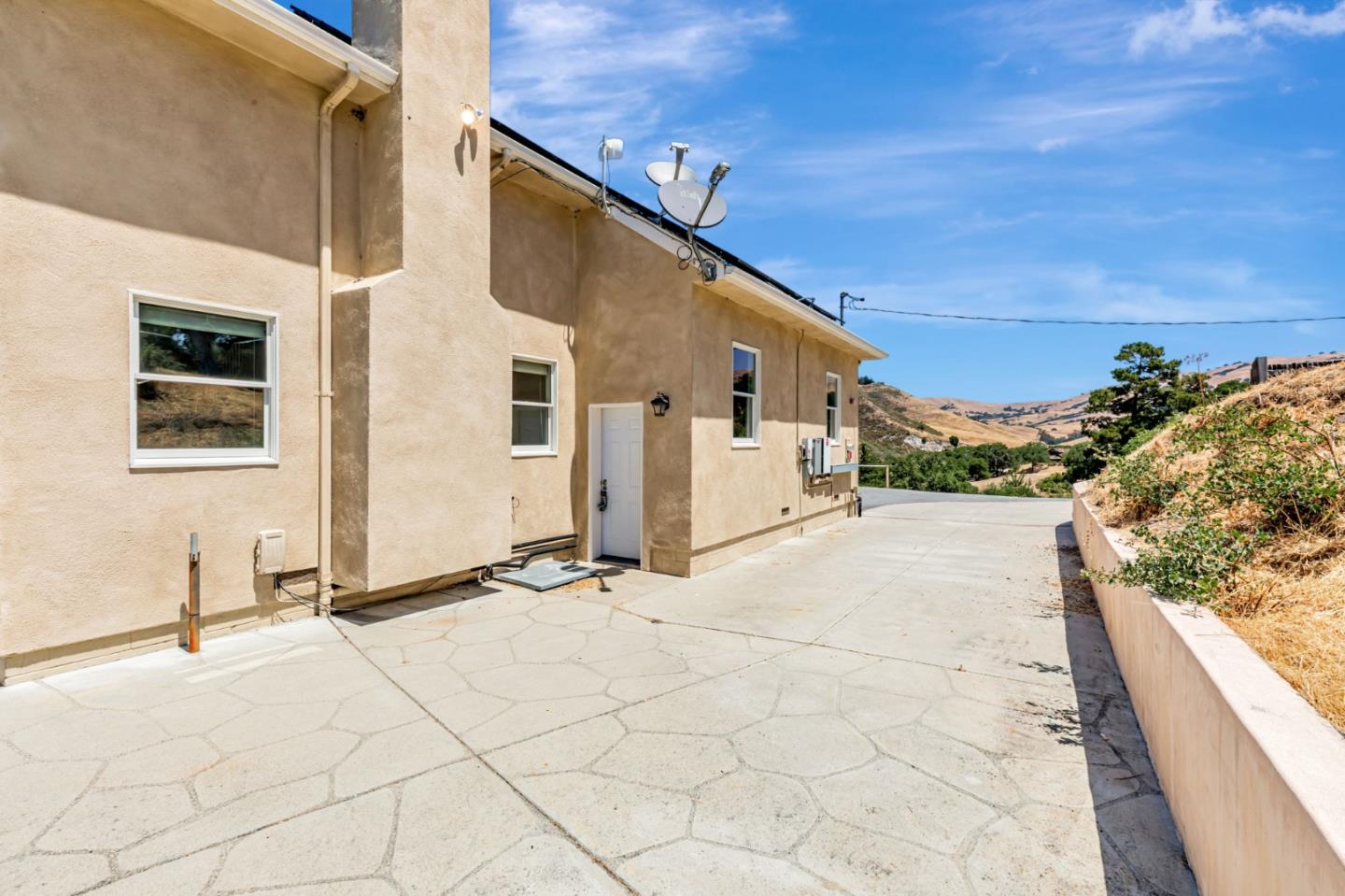 Detail Gallery Image 69 of 150 For 28837 Underwood Rd, Corral De Tierra,  CA 93908 - 7 Beds | 4 Baths