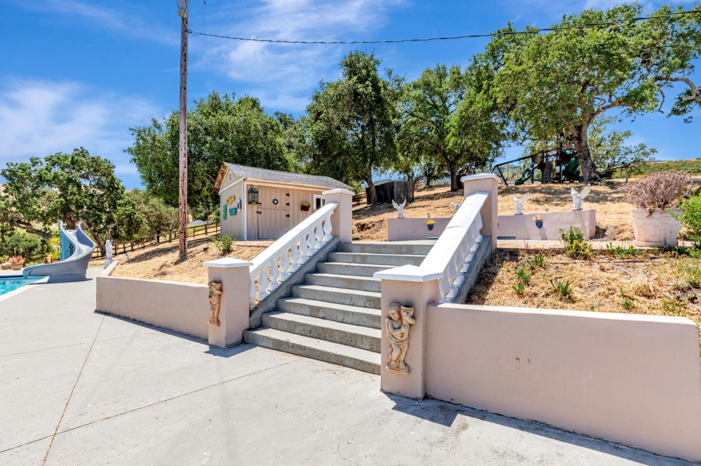 Detail Gallery Image 75 of 150 For 28837 Underwood Rd, Corral De Tierra,  CA 93908 - 7 Beds | 4 Baths