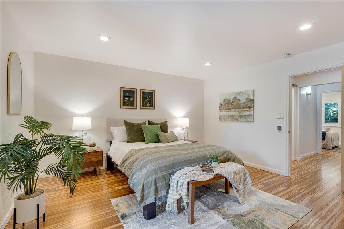 Detail Gallery Image 22 of 54 For 139 Tree Frog Ln, Santa Cruz,  CA 95060 - 2 Beds | 1/1 Baths