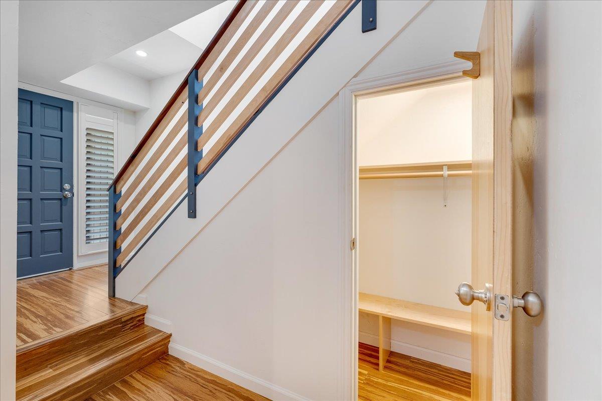 Detail Gallery Image 29 of 54 For 139 Tree Frog Ln, Santa Cruz,  CA 95060 - 2 Beds | 1/1 Baths