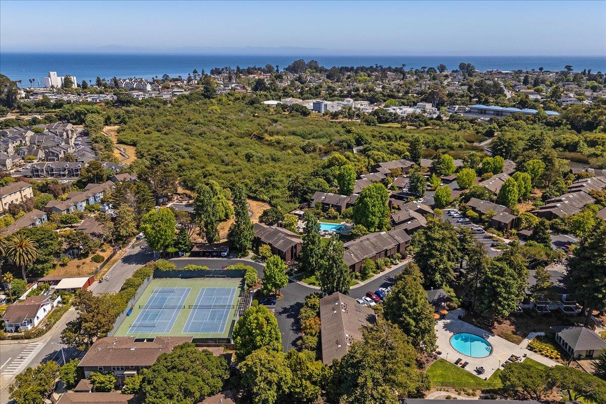 Detail Gallery Image 42 of 54 For 139 Tree Frog Ln, Santa Cruz,  CA 95060 - 2 Beds | 1/1 Baths