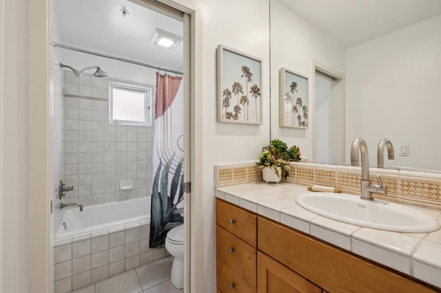 Detail Gallery Image 20 of 38 For 106 Second St, Los Altos,  CA 94022 - 2 Beds | 2 Baths