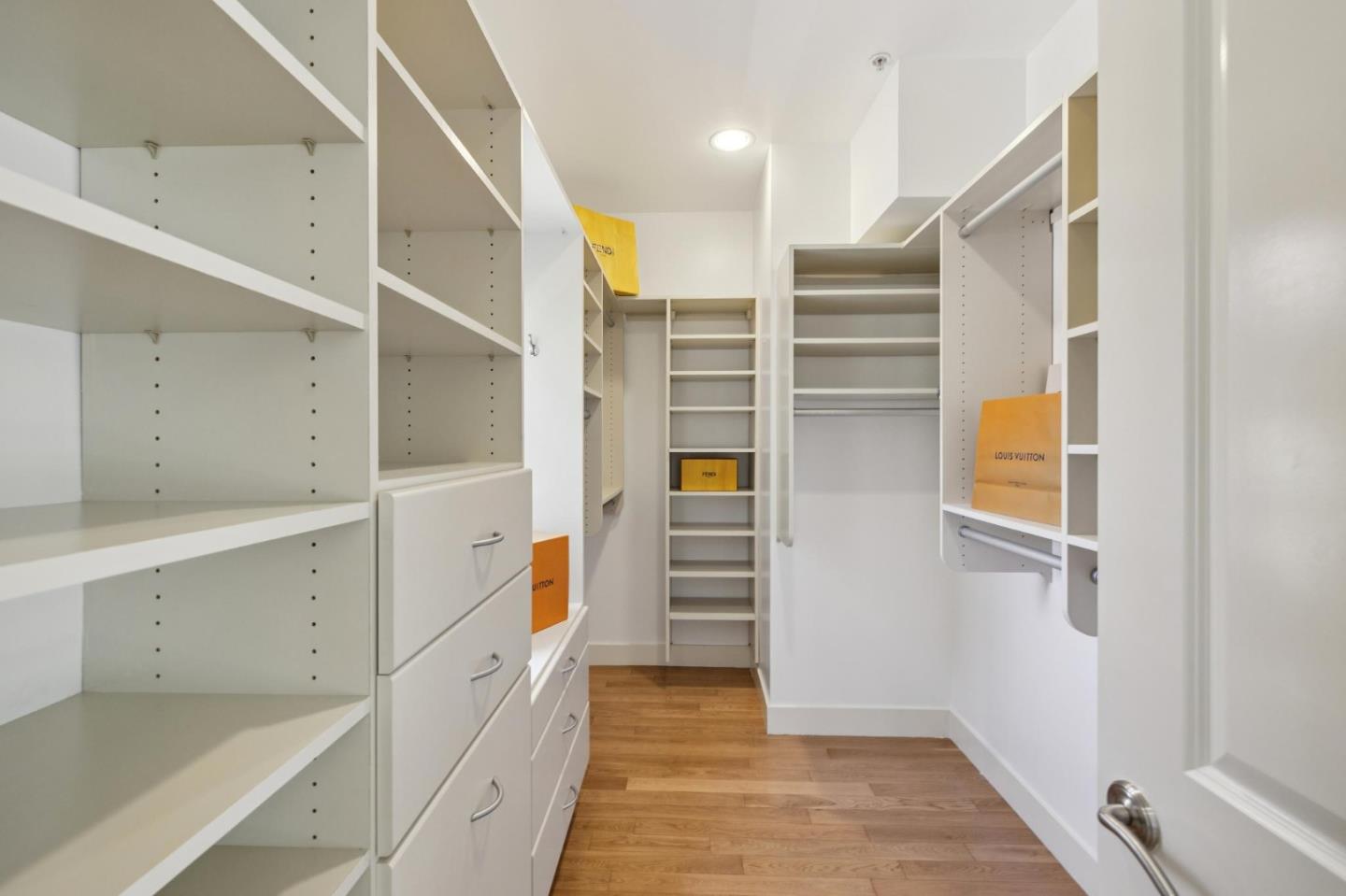 Detail Gallery Image 26 of 38 For 106 Second St, Los Altos,  CA 94022 - 2 Beds | 2 Baths
