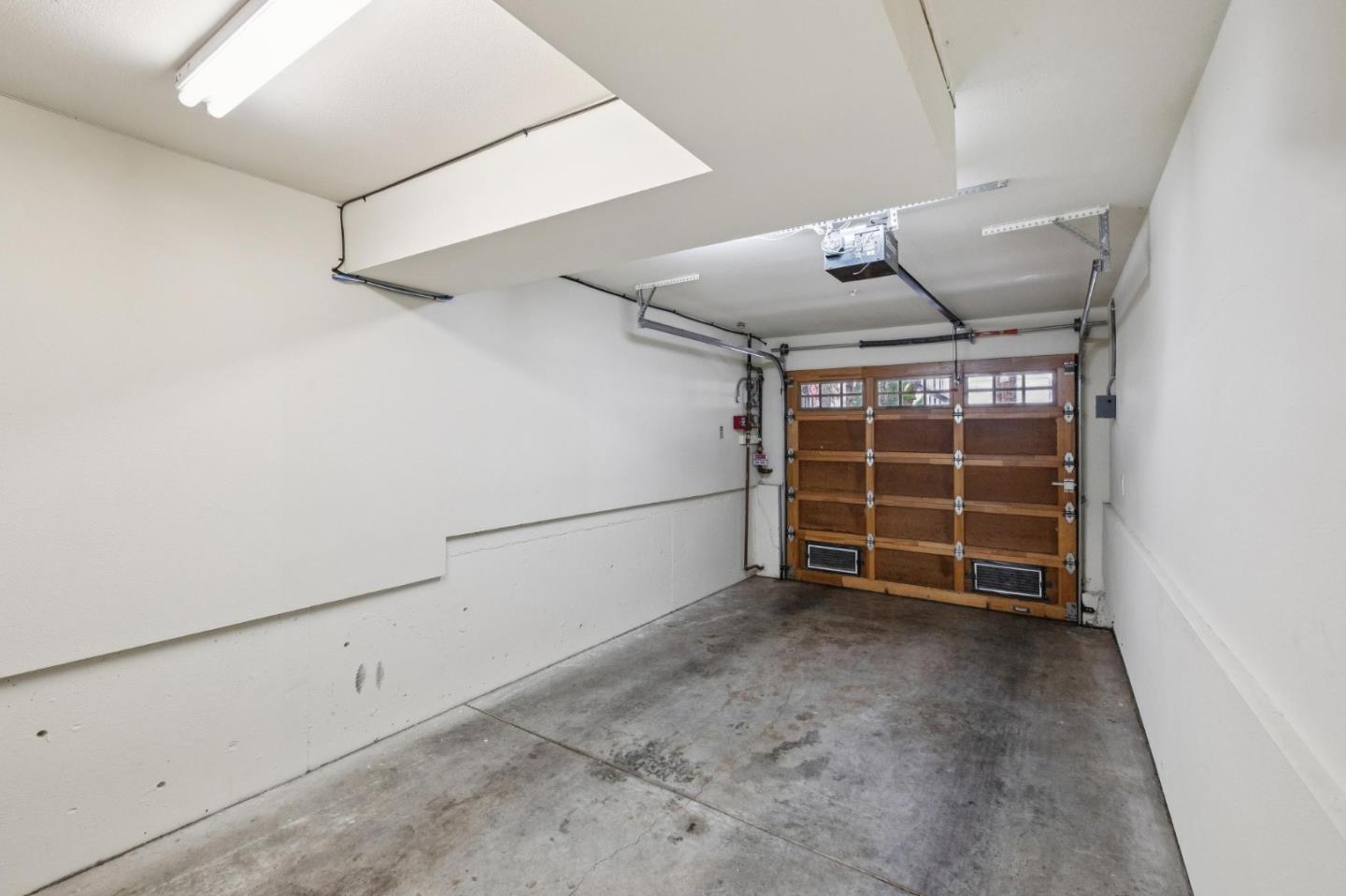 Detail Gallery Image 37 of 38 For 106 Second St, Los Altos,  CA 94022 - 2 Beds | 2 Baths