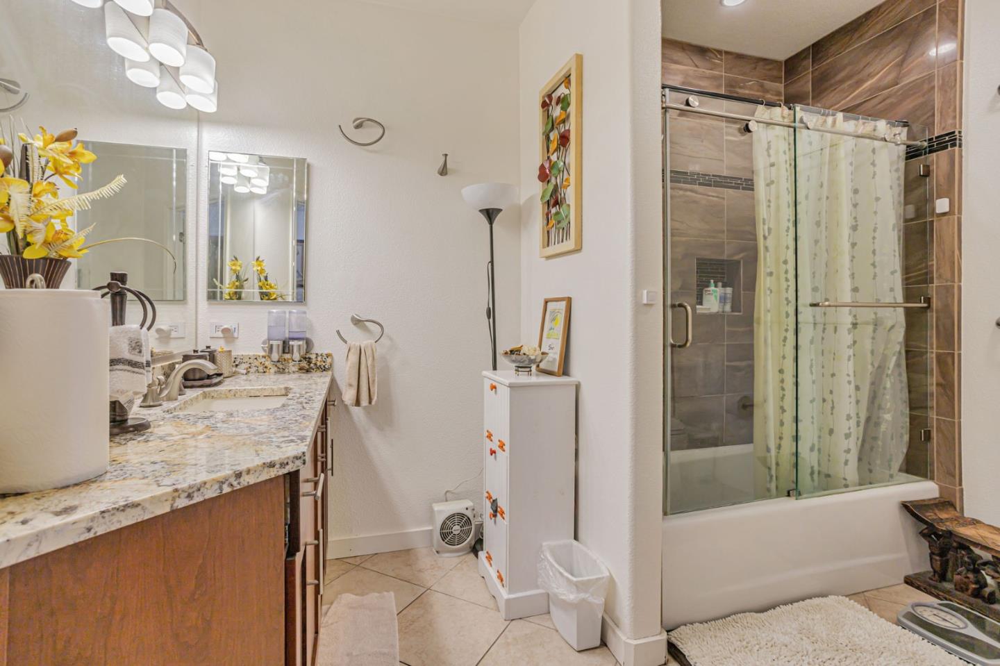 Detail Gallery Image 20 of 36 For 88 N Jackson Ave #105,  San Jose,  CA 95116 - 3 Beds | 2 Baths