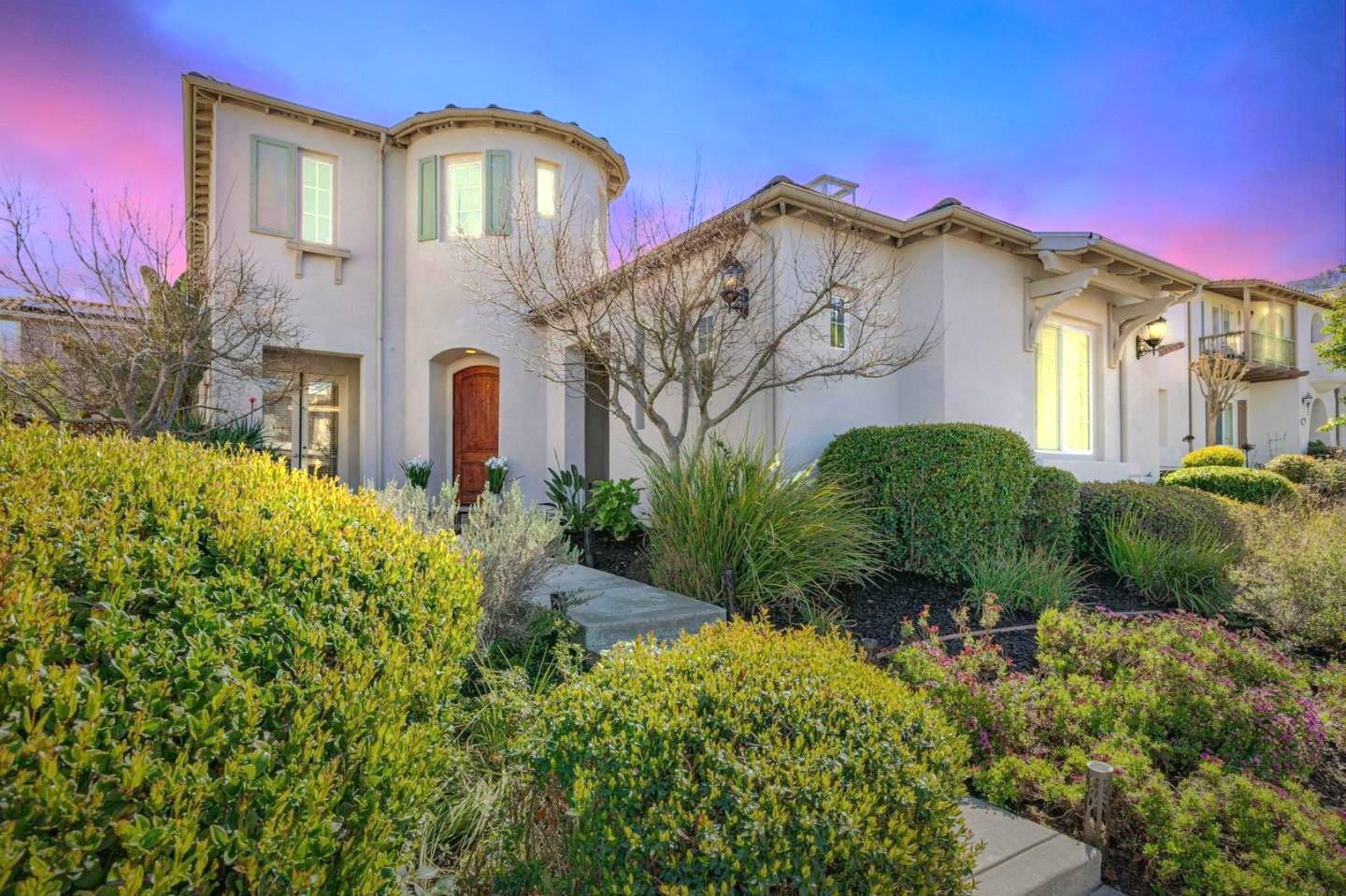 Detail Gallery Image 1 of 60 For 2645 Muirfield Way, Gilroy,  CA 95020 - 5 Beds | 4/1 Baths