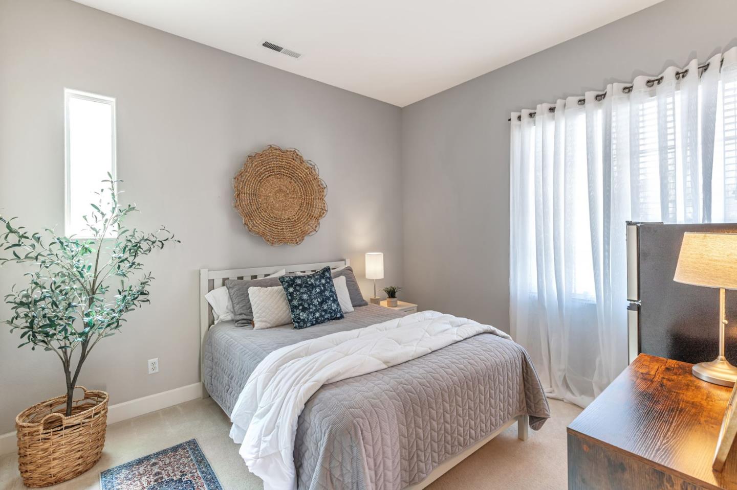 Detail Gallery Image 42 of 60 For 2645 Muirfield Way, Gilroy,  CA 95020 - 5 Beds | 4/1 Baths