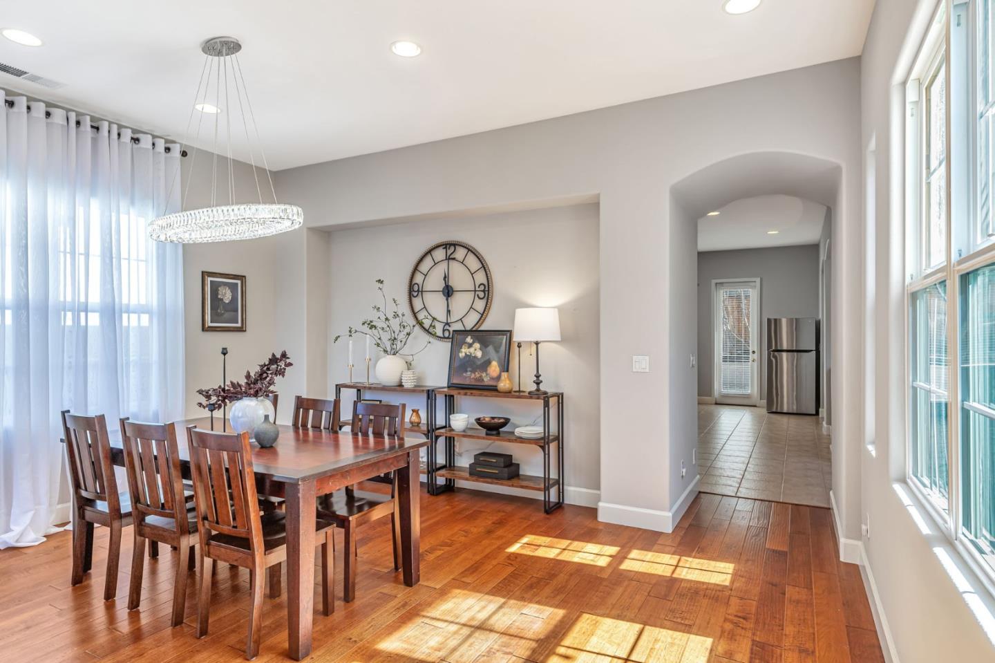 Detail Gallery Image 7 of 60 For 2645 Muirfield Way, Gilroy,  CA 95020 - 5 Beds | 4/1 Baths