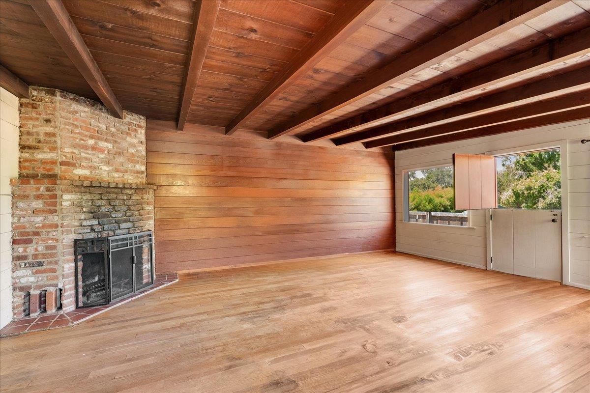 Detail Gallery Image 13 of 45 For 28120 Schulte Rd, Carmel,  CA 93923 - 4 Beds | 2 Baths