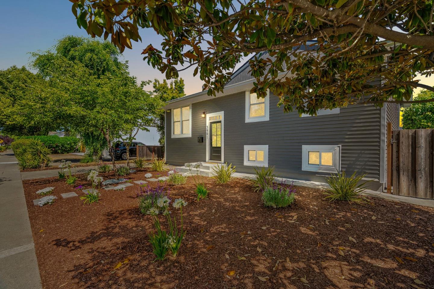 Detail Gallery Image 2 of 40 For 3901 Bucknall Rd, Campbell,  CA 95008 - 4 Beds | 2 Baths
