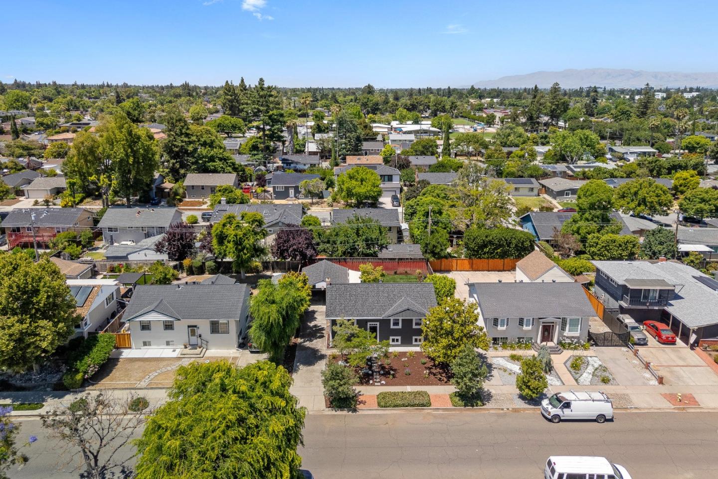 Detail Gallery Image 35 of 40 For 3901 Bucknall Rd, Campbell,  CA 95008 - 4 Beds | 2 Baths