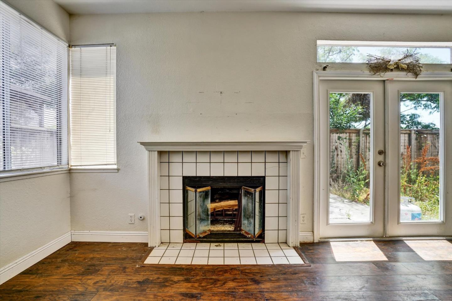 Detail Gallery Image 17 of 37 For 252 Waterview Ter, Vallejo,  CA 94591 - 4 Beds | 2/1 Baths