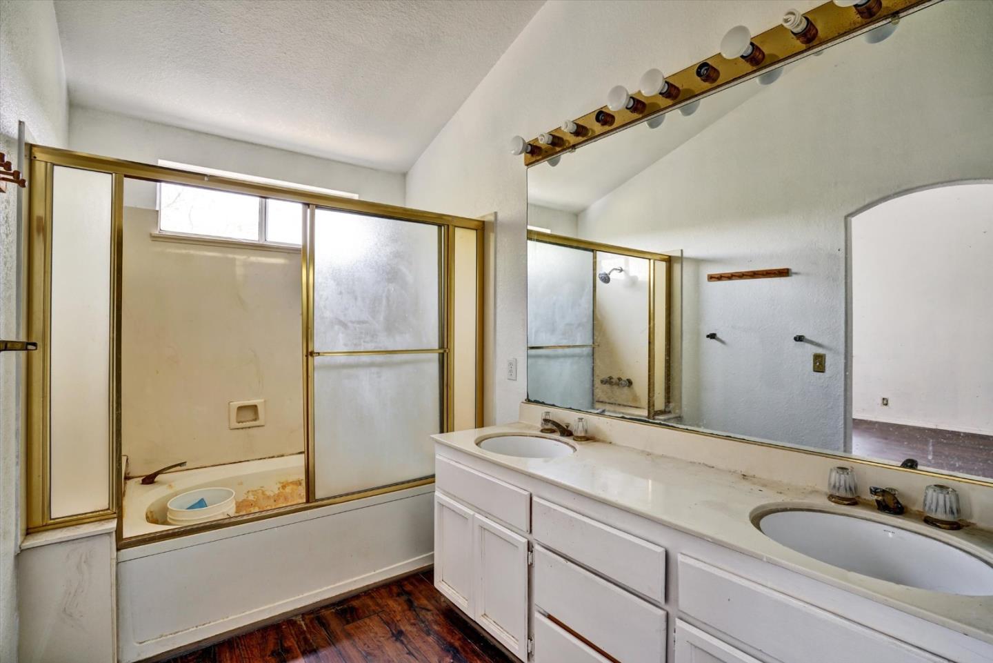 Detail Gallery Image 36 of 37 For 252 Waterview Ter, Vallejo,  CA 94591 - 4 Beds | 2/1 Baths