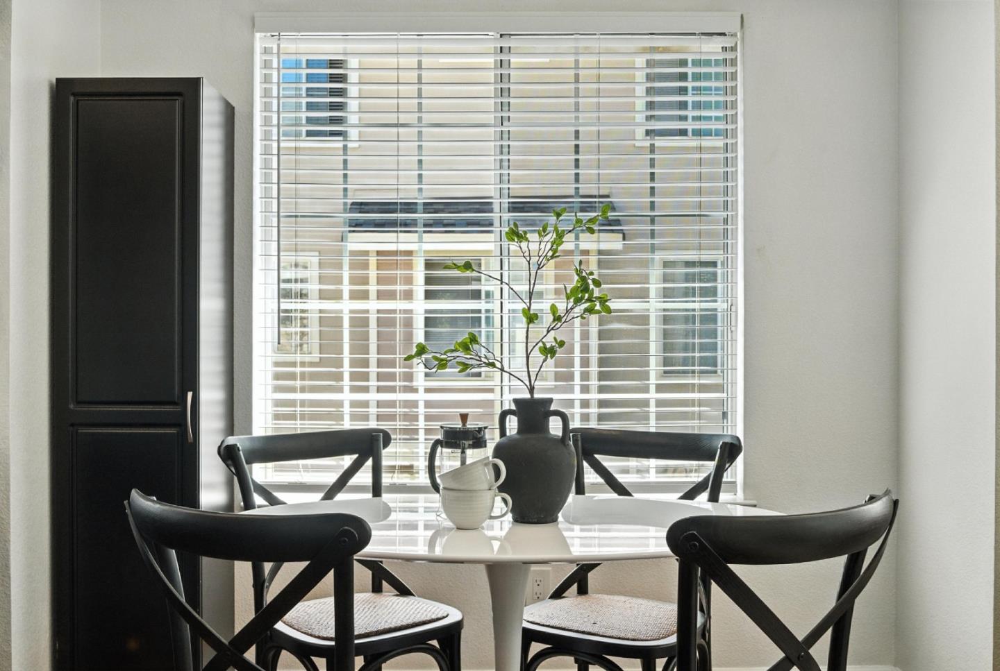 Detail Gallery Image 20 of 66 For 1910 Beaufort Ter, San Jose,  CA 95131 - 3 Beds | 2/1 Baths