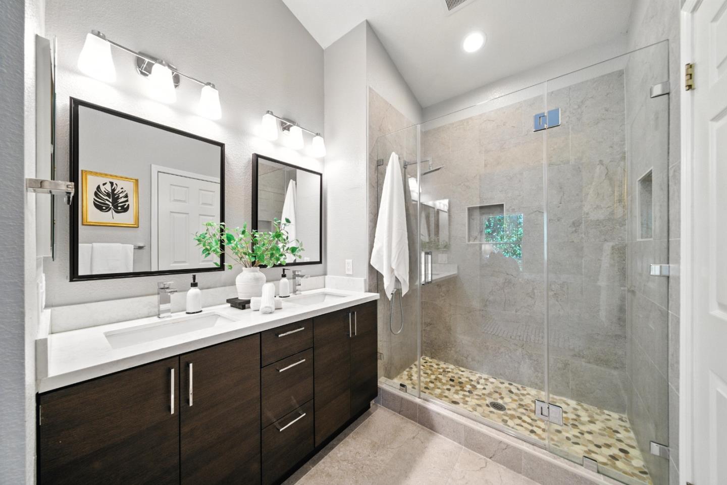 Detail Gallery Image 28 of 66 For 1910 Beaufort Ter, San Jose,  CA 95131 - 3 Beds | 2/1 Baths