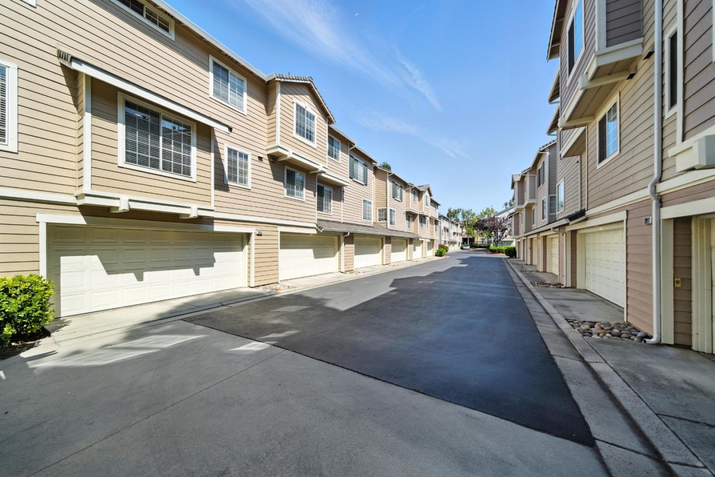 Detail Gallery Image 42 of 66 For 1910 Beaufort Ter, San Jose,  CA 95131 - 3 Beds | 2/1 Baths