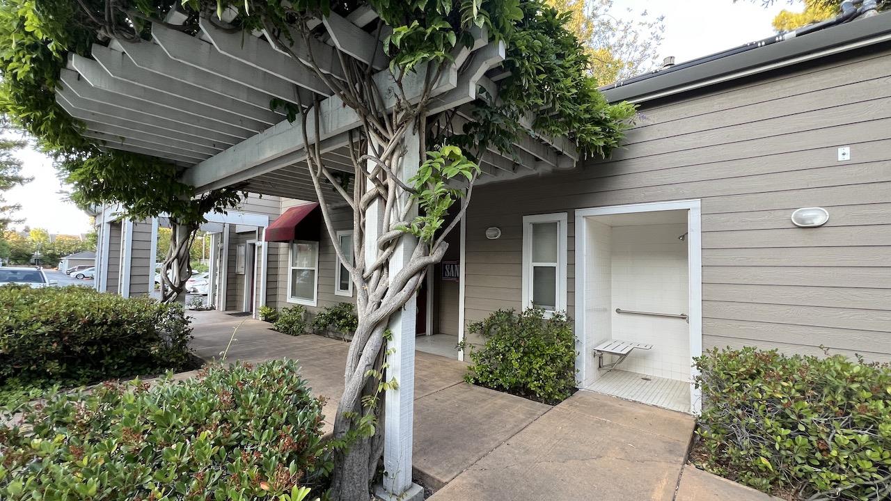 Detail Gallery Image 14 of 15 For 250 Santa Fe Ter #217,  Sunnyvale,  CA 94085 - 3 Beds | 2 Baths