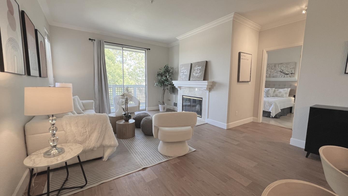 Detail Gallery Image 6 of 15 For 250 Santa Fe Ter #217,  Sunnyvale,  CA 94085 - 3 Beds | 2 Baths