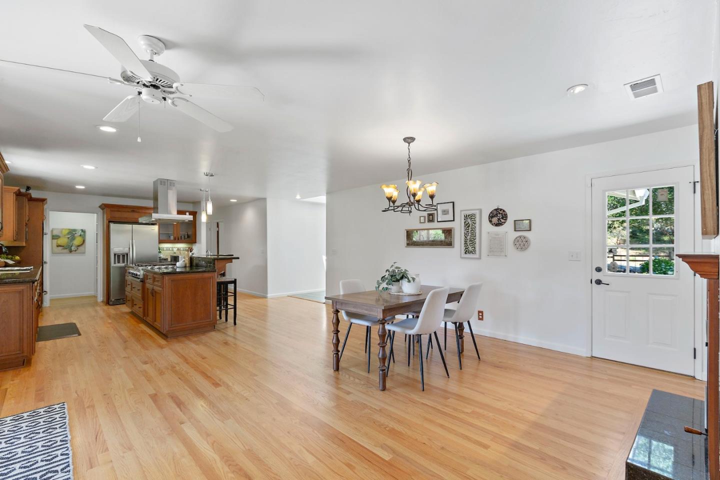 Detail Gallery Image 20 of 96 For 622 Quail Dr, Santa Cruz,  CA 95060 - 3 Beds | 2 Baths