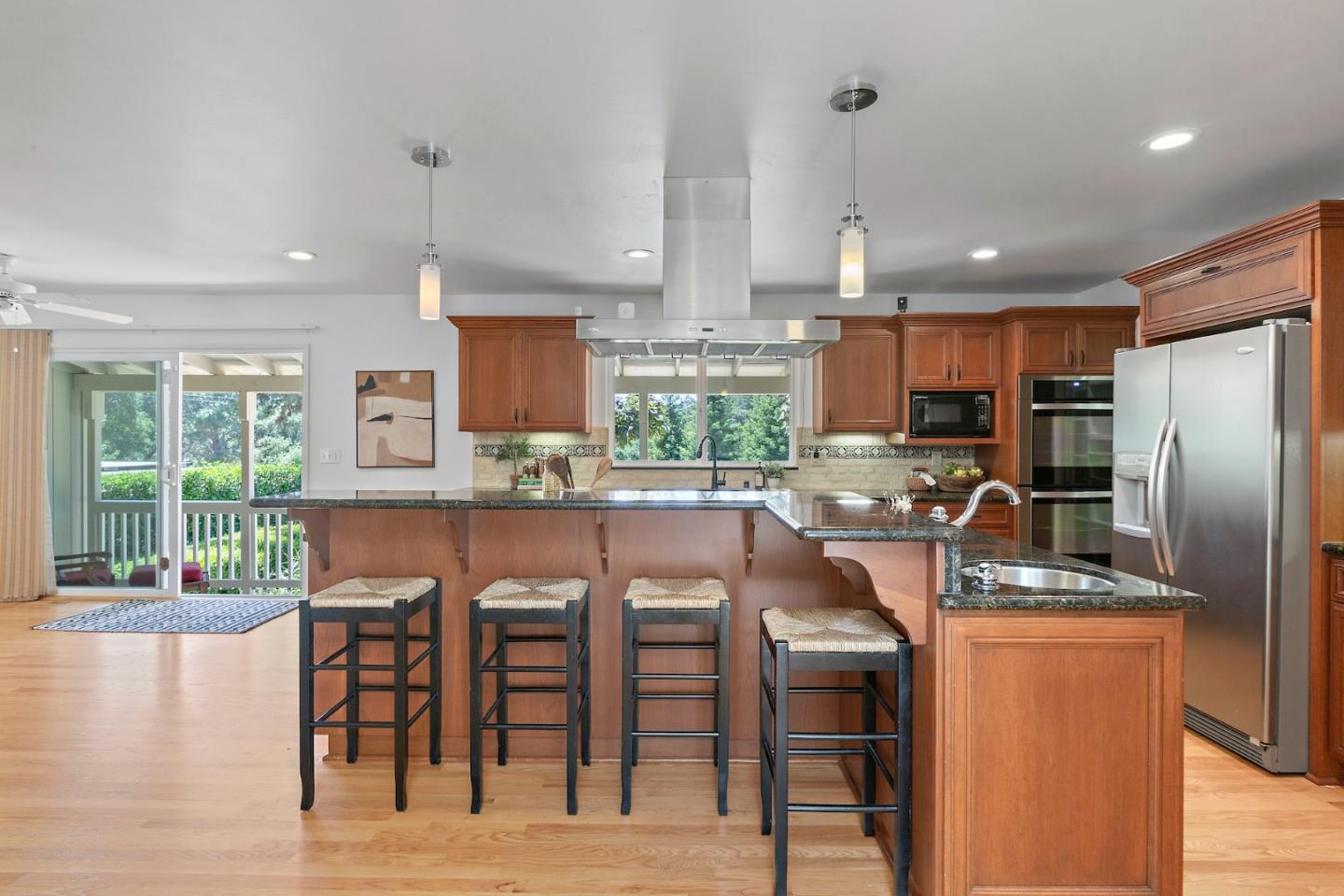 Detail Gallery Image 9 of 96 For 622 Quail Dr, Santa Cruz,  CA 95060 - 3 Beds | 2 Baths