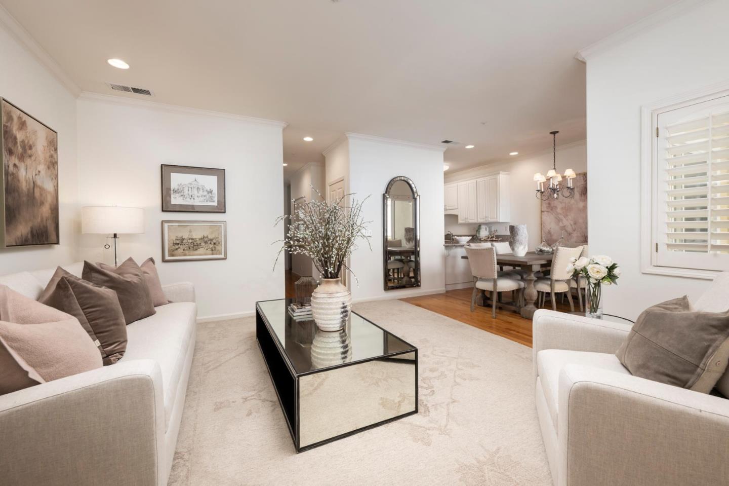 Detail Gallery Image 3 of 19 For 1408 El Camino Real #3,  Burlingame,  CA 94010 - 2 Beds | 2/1 Baths