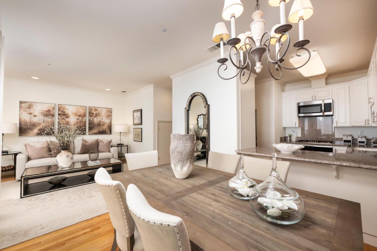 Detail Gallery Image 6 of 19 For 1408 El Camino Real #3,  Burlingame,  CA 94010 - 2 Beds | 2/1 Baths